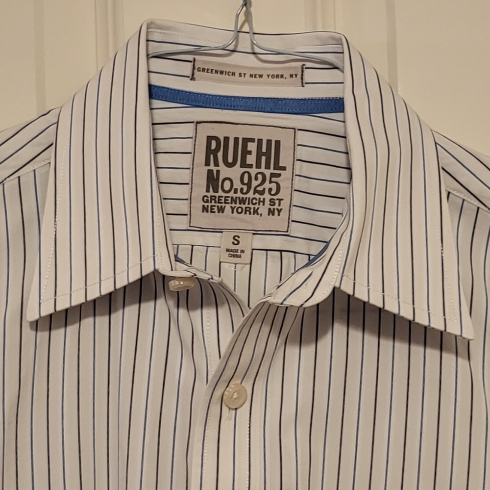Ruehl Men's Button Down Shirt